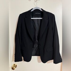 Size 16 Ivanka Trump black woman’s blazer.